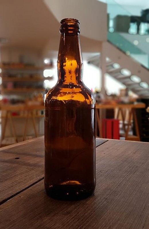 Detalhes do produto Garrafa Cerveja Premium 500ml - Caixa com 12 unidades